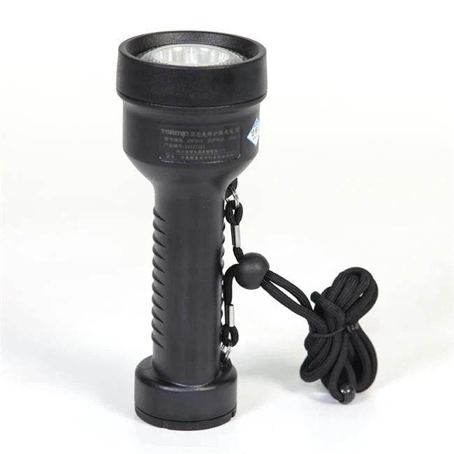 Strong White Light Flashlight ZW7610 - Image 2